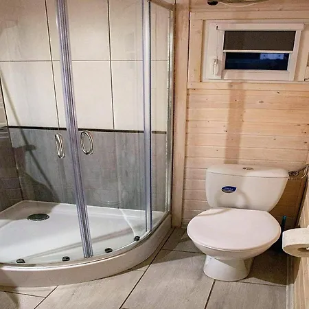Homes For 5 People, Close To The Sea *